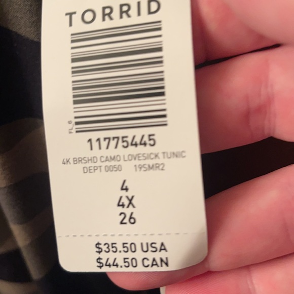 NWT Torrid top - Picture 3 of 4